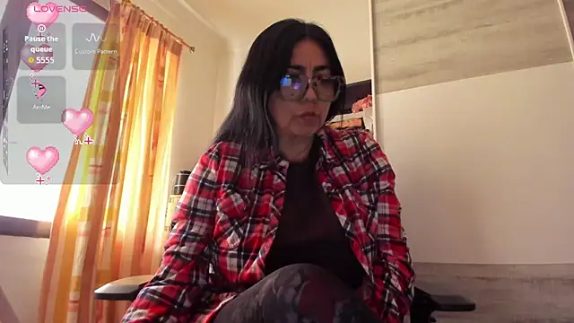 Silver Lovee online show from 03/31/26, 03:25