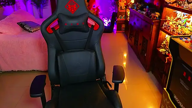 ambarEvans online show from 01/29/25, 07:00