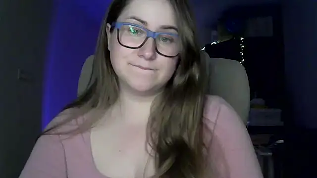 SeasonalSomeone online show from 05/26/26, 08:51
