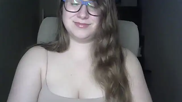 SeasonalSomeone online show from 06/14/26, 09:27