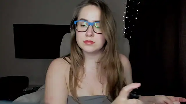 SeasonalSomeone online show from 10/27/25, 11:27