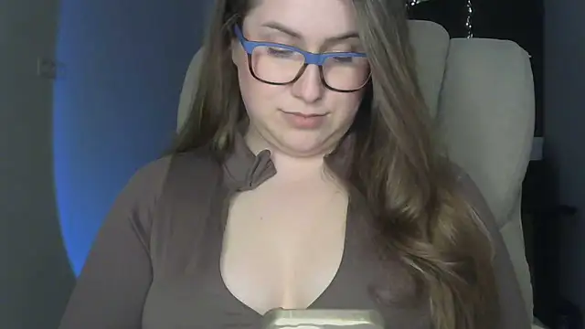 SeasonalSomeone online show from 04/21/26, 11:22