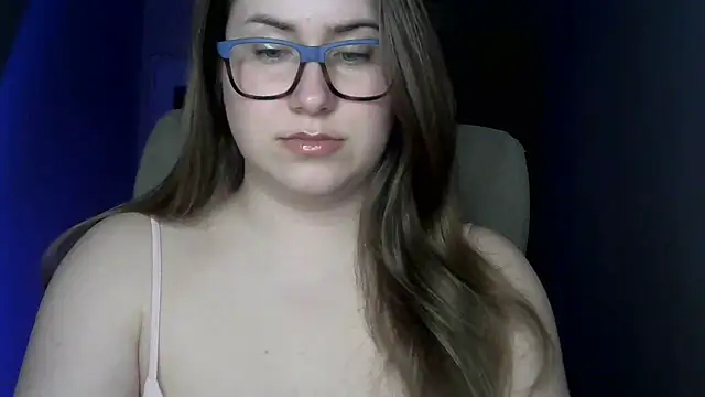 SeasonalSomeone online show from 04/05/26, 10:27