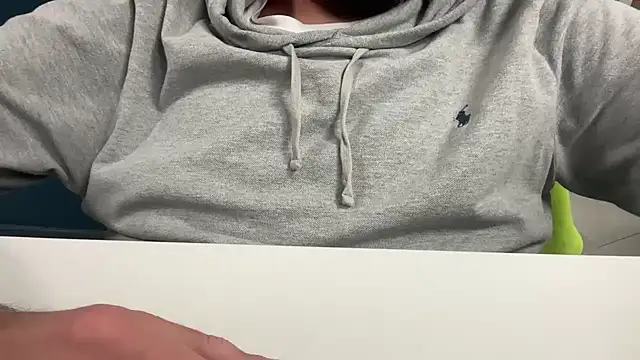 yodaModel1 online show from 12/19/24, 01:29