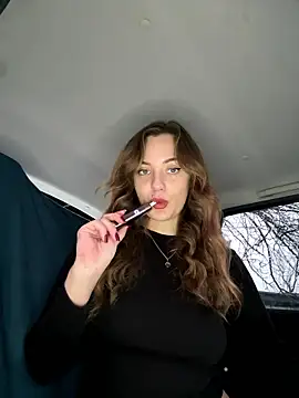 Snapshot of Night_dreams chatting on 01/11/26, 09:27 Night dreams online show from 01/11/26, 09:27