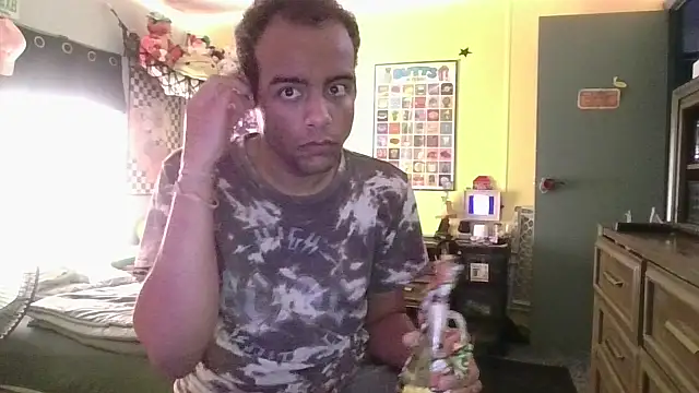 Snapshot of LordSpunFun chatting on 10/14/25, 05:02 LordSpunFun online show from 10/14/25, 05:02