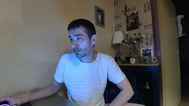 Ethangay online show from 12/15/25, 11:27