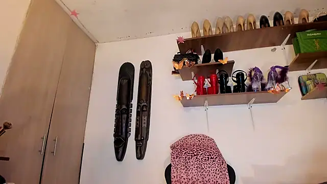 sashasweethot online show from 10/10/25, 01:28