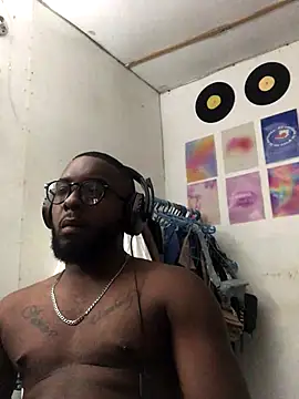 livepro online show from 11/19/25, 04:45