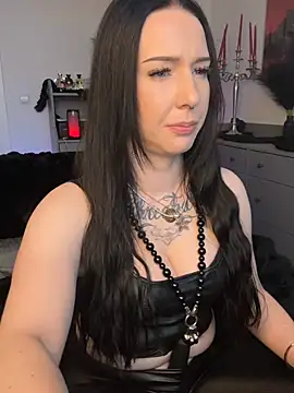 Trixie-Tainted online show from 03/13/26, 04:23