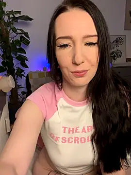 Snapshot of Trixie-Tainted chatting on 09/27/25, 12:33 Trixie-Tainted online show from 09/27/25, 12:33