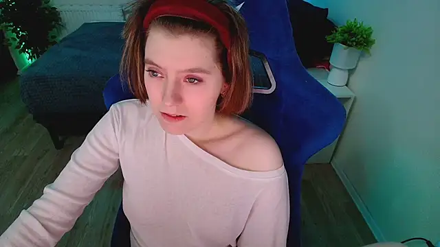 CranberryHot online show from 12/15/25, 02:17