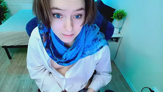 CranberryHot online show from 09/29/25, 05:25