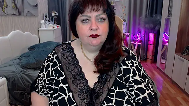 Victoria BBW online show from 11/23/25, 06:45