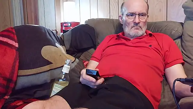 Snapshot of snickers1 chatting on 07/17/26, 02:25 snickers1 online show from 07/17/26, 02:25