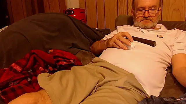 snickers1 online show from 04/10/26, 10:33