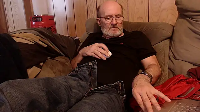 snickers1 online show from 03/28/26, 12:06