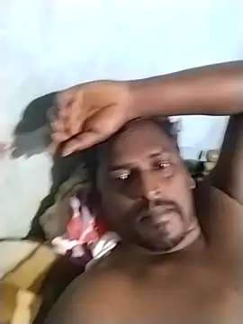 Snapshot of rohanhotguy chatting on 02/14/26, 05:57 rohanhotguy online show from 02/14/26, 05:57