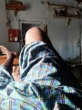 Snapshot of rohanhotguy chatting on 11/27/25, 10:05 rohanhotguy online show from 11/27/25, 10:05