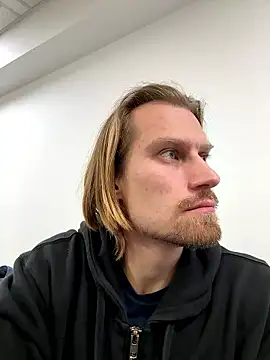 fmodel online show from 01/09/26, 01:29