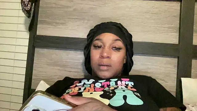 Creamesensation online show from 10/25/25, 06:45