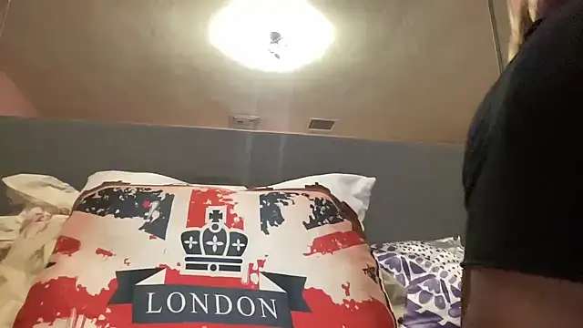 Creamesensation online show from 02/09/25, 03:01