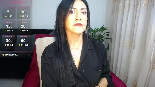 Snapshot of _steffy_ chatting on 10/08/25, 01:29 steffy online show from 10/08/25, 01:29