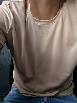 Leo Big online show from 10/13/25, 04:30