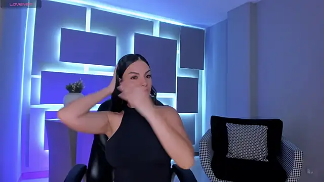 MorganHicks online show from 04/14/26, 11:04