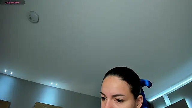 Snapshot of MorganHicks chatting on 06/27/26, 12:11 MorganHicks online show from 06/27/26, 12:11