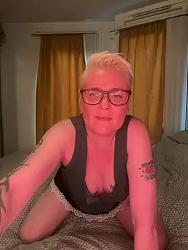 Gizzithehotone online show from 03/20/26, 03:13