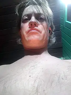 Snapshot of Alvaro2017 chatting on 05/20/26, 05:26 Alvaro2017 online show from 05/20/26, 05:26