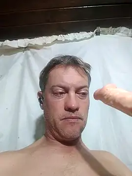 Snapshot of Alvaro2017 chatting on 05/23/26, 04:28 Alvaro2017 online show from 05/23/26, 04:28