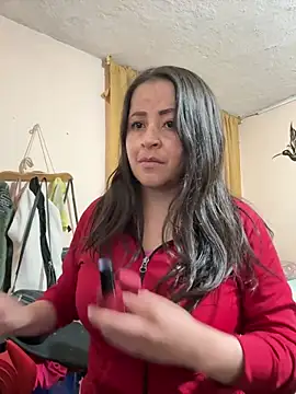 latinfemale online show from 11/30/25, 12:11