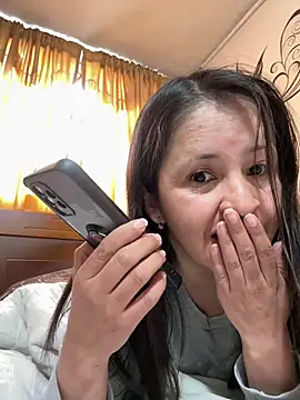 latinfemale online show from 10/01/25, 05:50