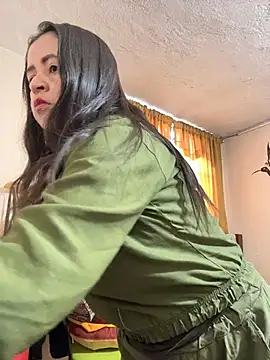 latinfemale online show from 07/17/26, 09:01