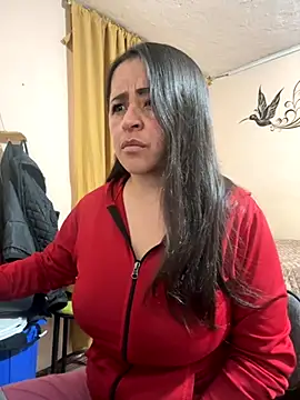 latinfemale online show from 11/04/25, 01:31