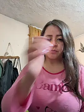 latinfemale online show from 02/15/26, 08:08