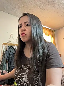 latinfemale online show from 06/24/26, 08:17