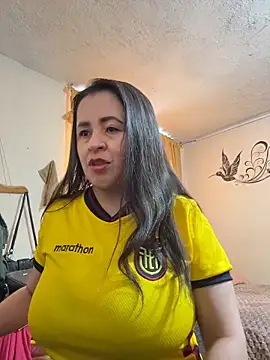 latinfemale online show from 06/30/26, 08:20