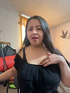 latinfemale online show from 03/24/26, 08:09