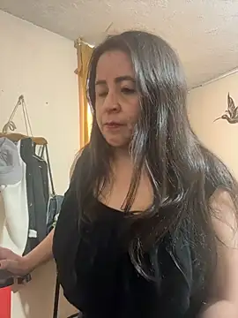 latinfemale online show from 02/22/26, 08:21