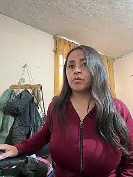 latinfemale online show from 11/07/25, 09:19