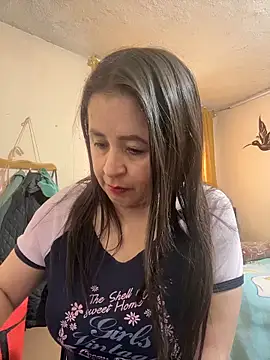 latinfemale online show from 04/24/26, 08:55
