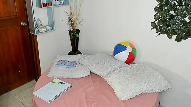 DestinyHills online show from 04/08/26, 12:17