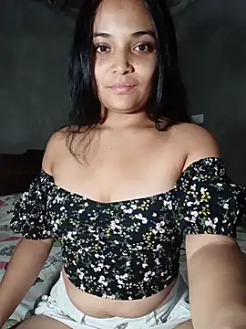  Estrellita  online show from 05/25/26, 05:22