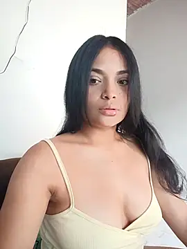  Estrellita  online show from 10/17/25, 05:15