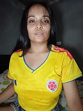 Snapshot of _Estrellita_ chatting on 07/07/26, 05:16 Estrellita online show from 07/07/26, 05:16