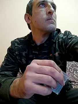 Snapshot of ZDRAVKICH chatting on 12/29/24, 05:44 ZDRAVKICH online show from 12/29/24, 05:44