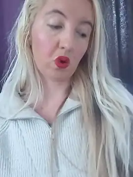 Mllesha74000 online show from 11/02/25, 12:54